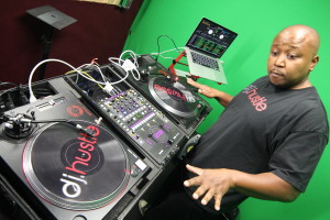 DJ Hustle of HustleTV 2 . JPG